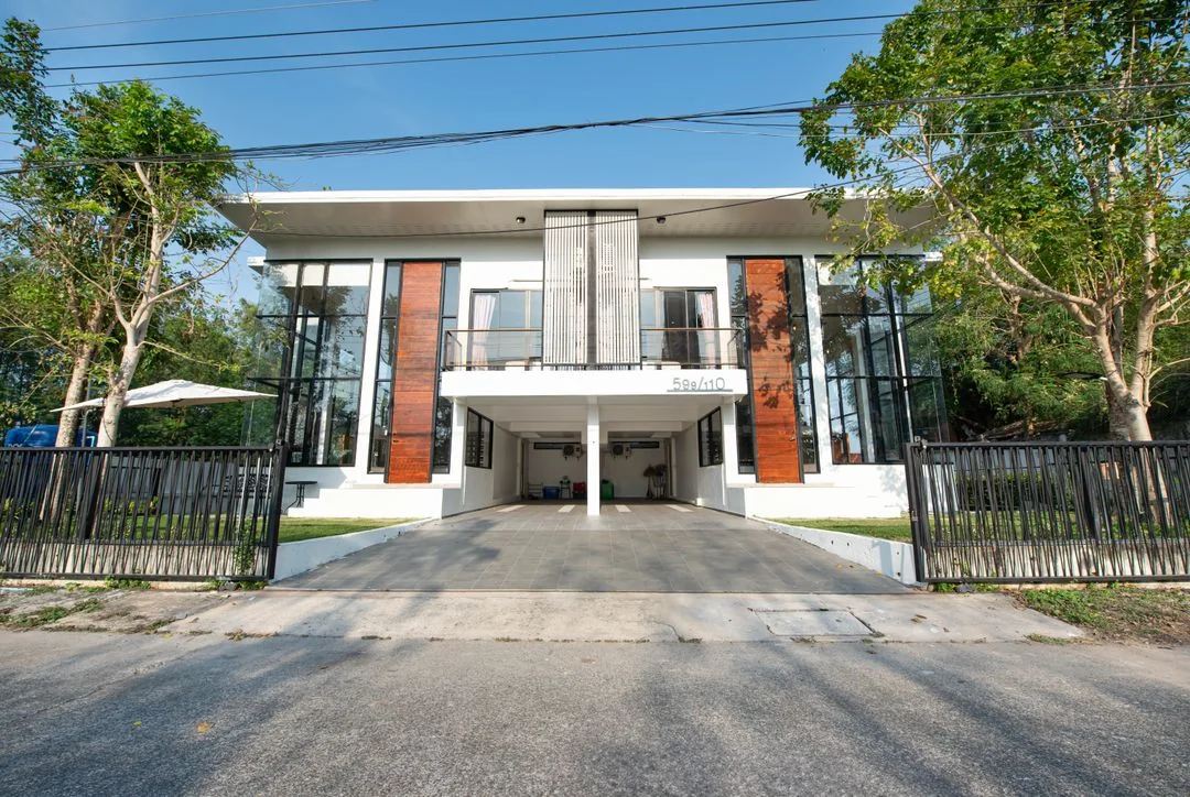 Kaena House 1