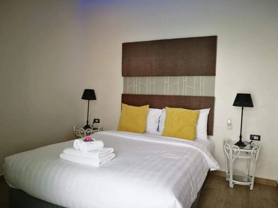 2 bedrooms pool villa 1