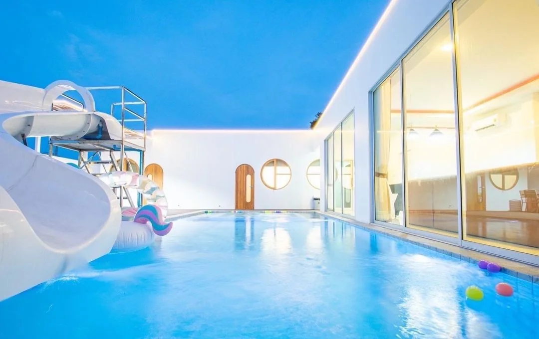 VPool Villa V2 6